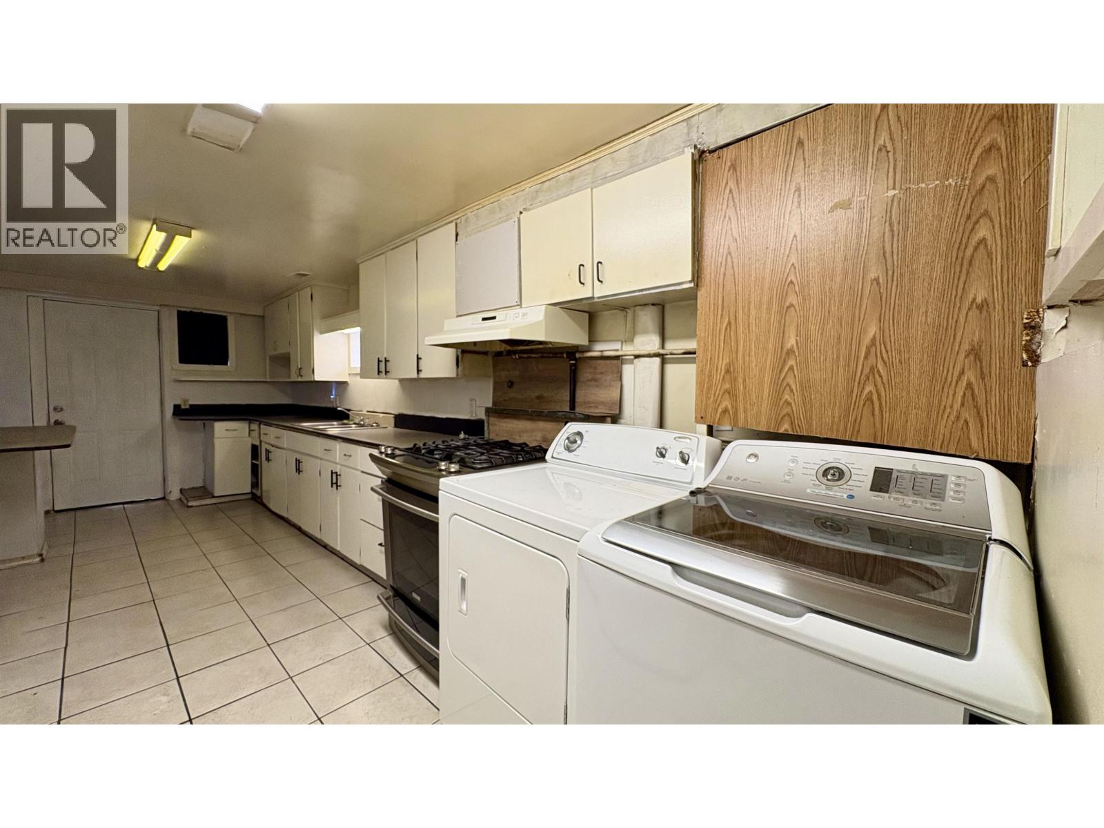 1301 20th Avenue Property Photo 18