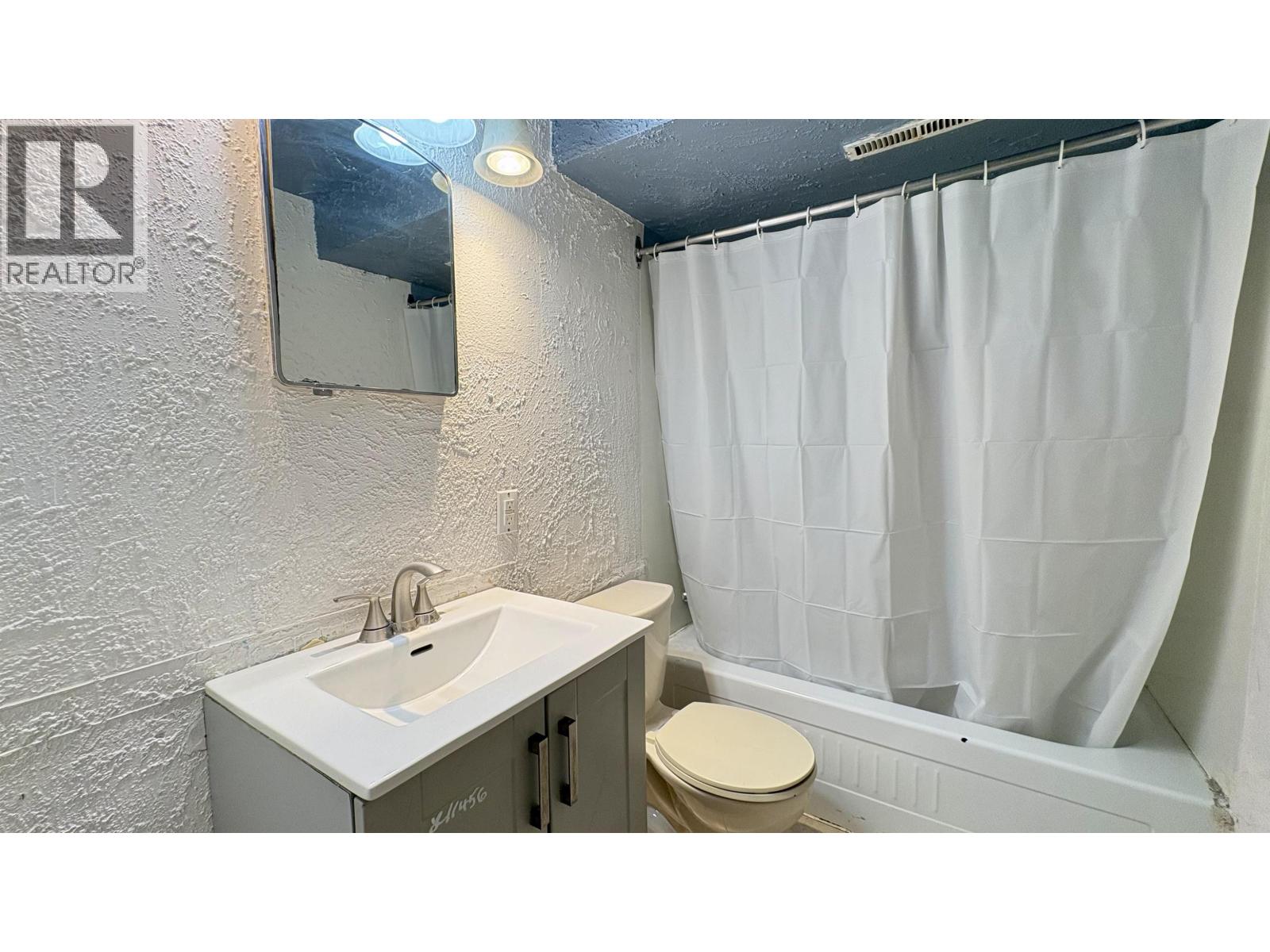 1301 20th Avenue Property Photo 22