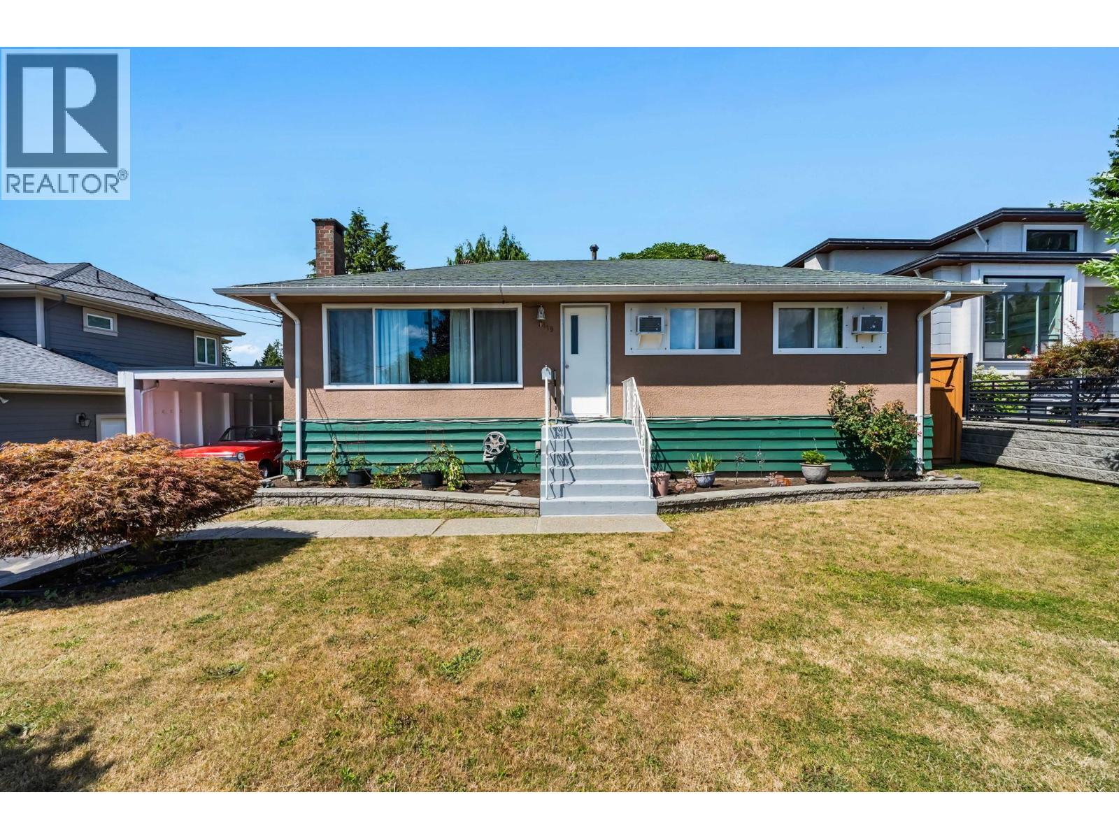 2119 Monterey Avenue Property Photo 1