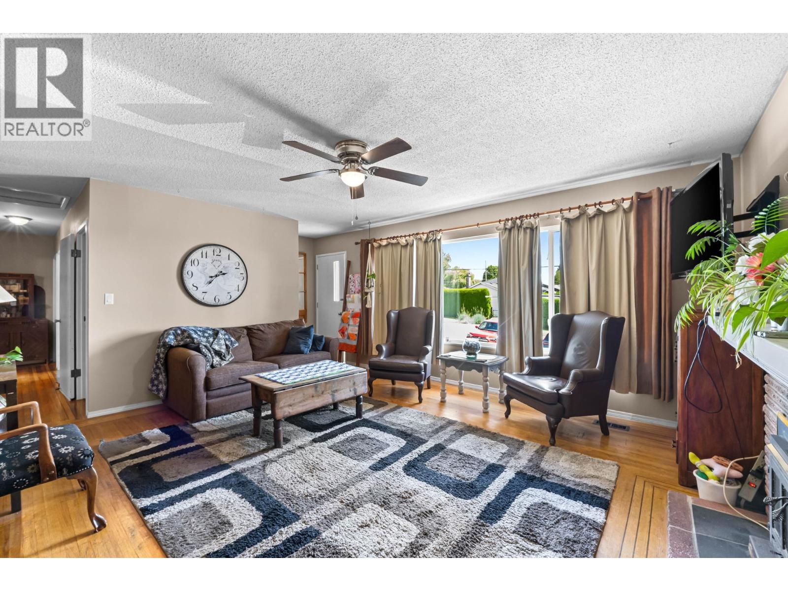 2119 Monterey Avenue Property Photo 2