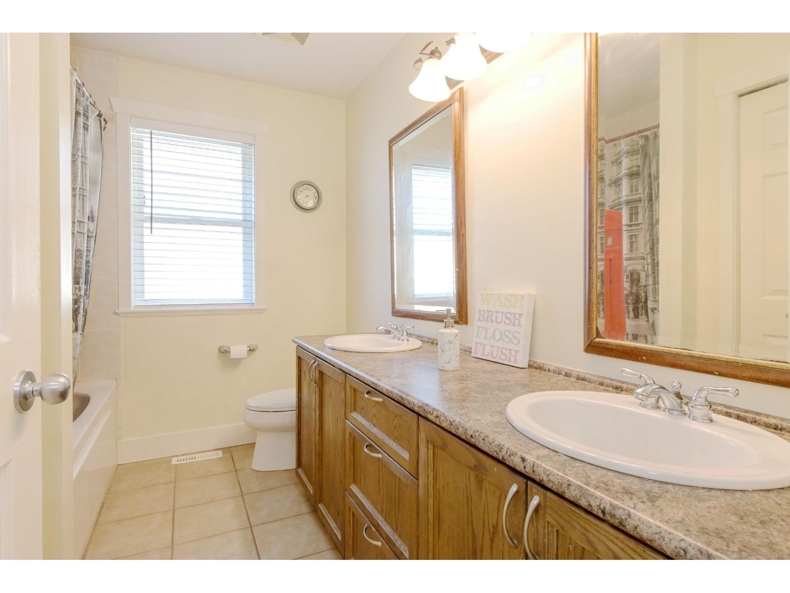 6122 164 Street Property Photo 23