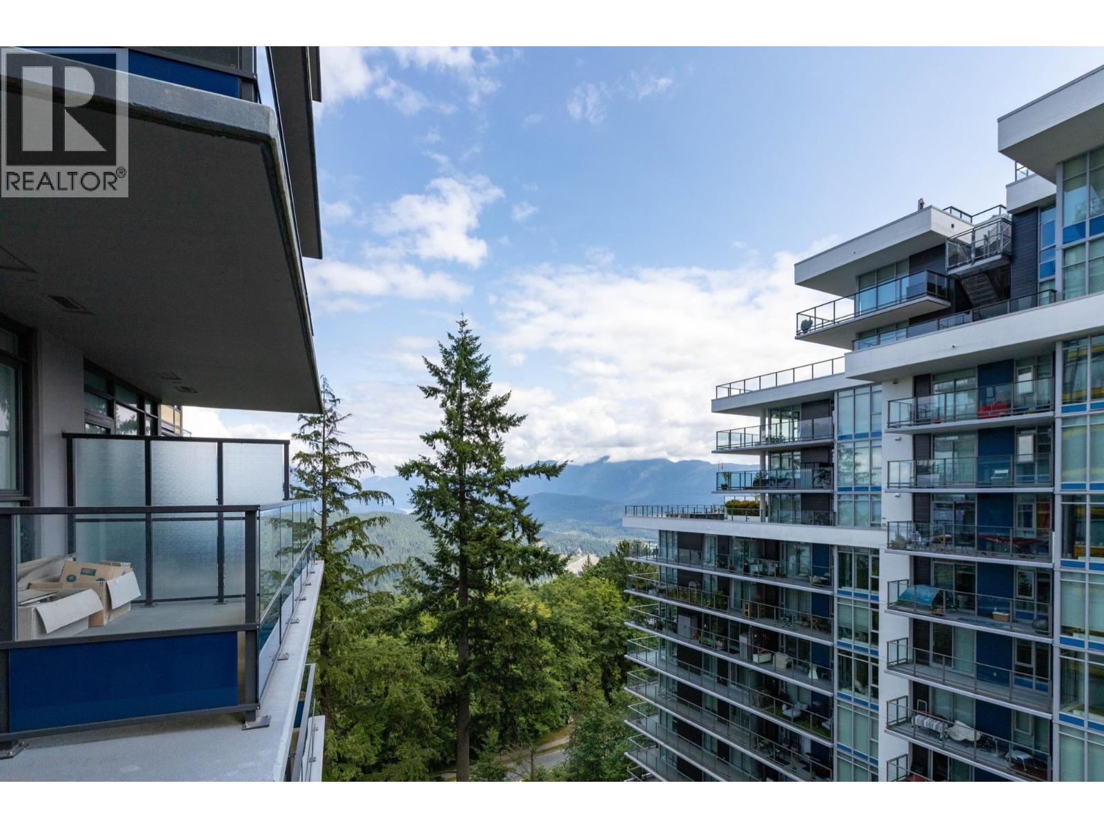 909 8850 University Crescent Property Photo 27
