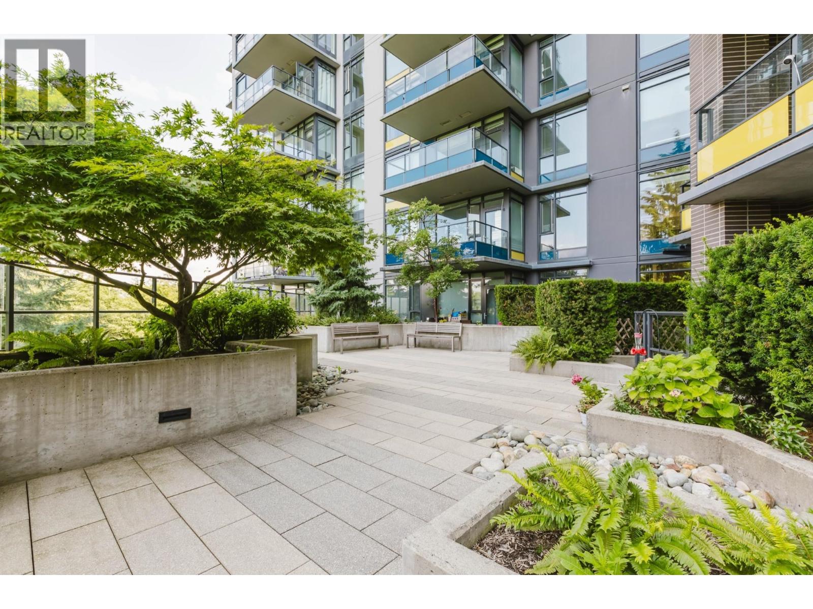 909 8850 University Crescent Property Photo 34