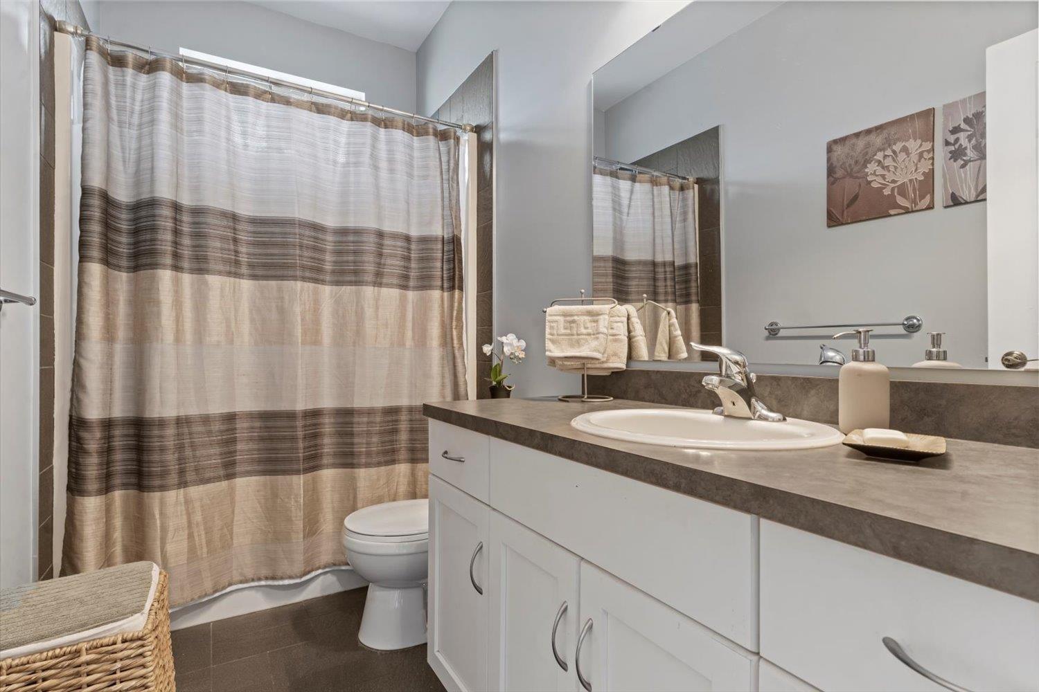 6898 Cheam Avenue Property Photo 15