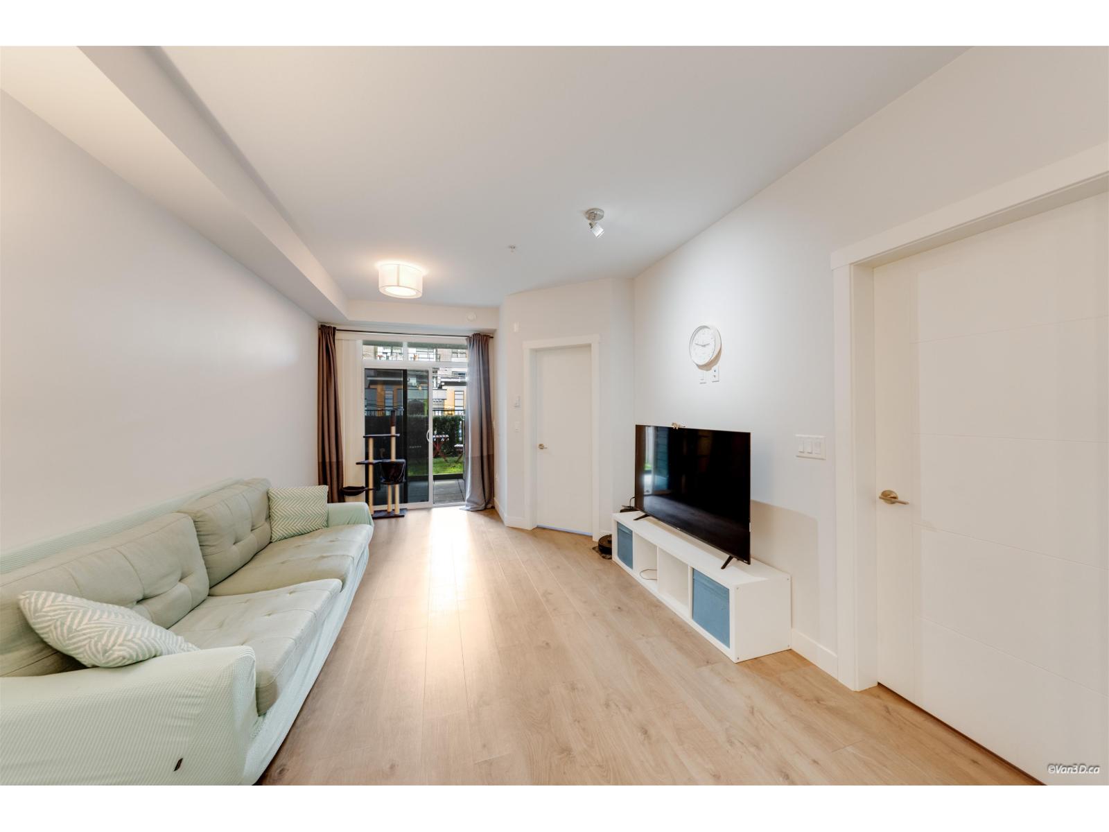 119 20696 Eastleigh Crescent Property Photo 12