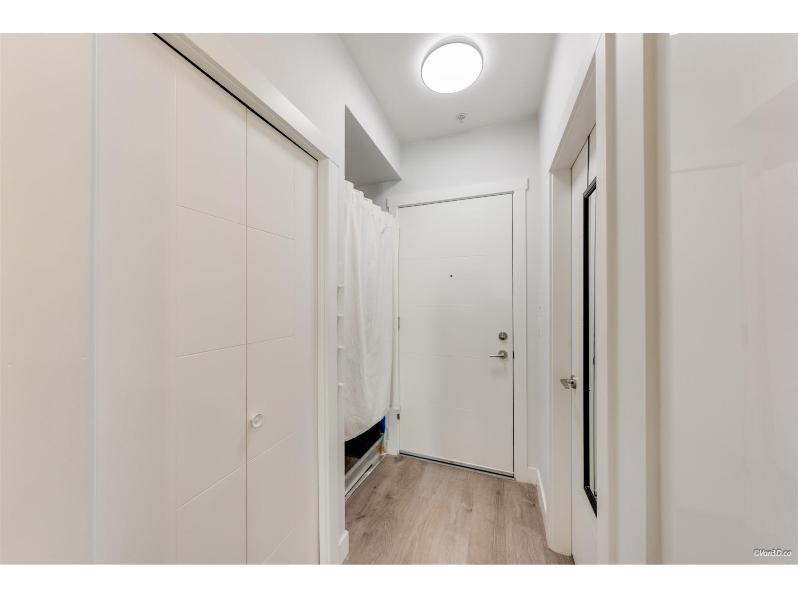 119 20696 Eastleigh Crescent Property Photo 21