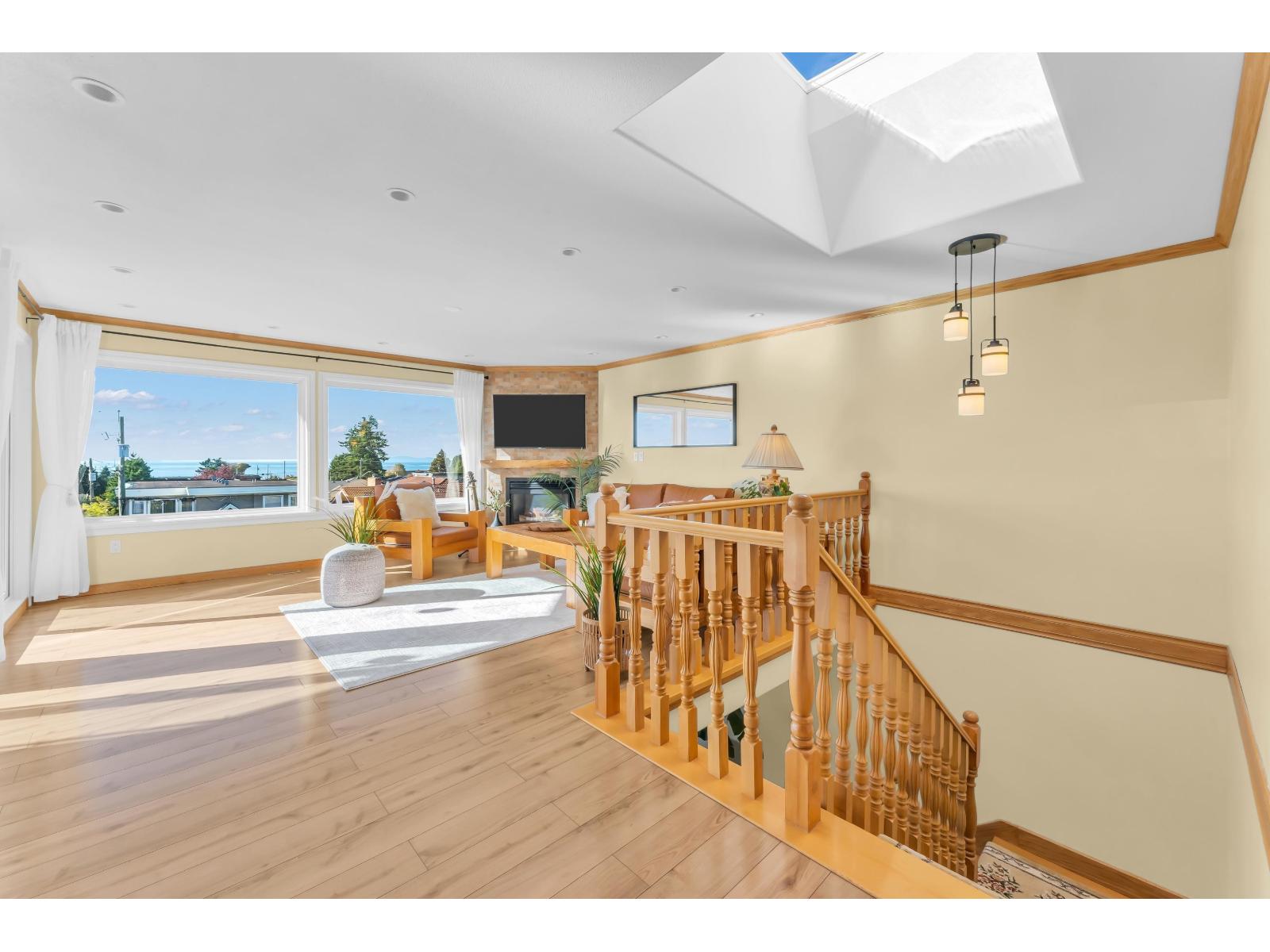 15535 Cliff Avenue Property Photo 13