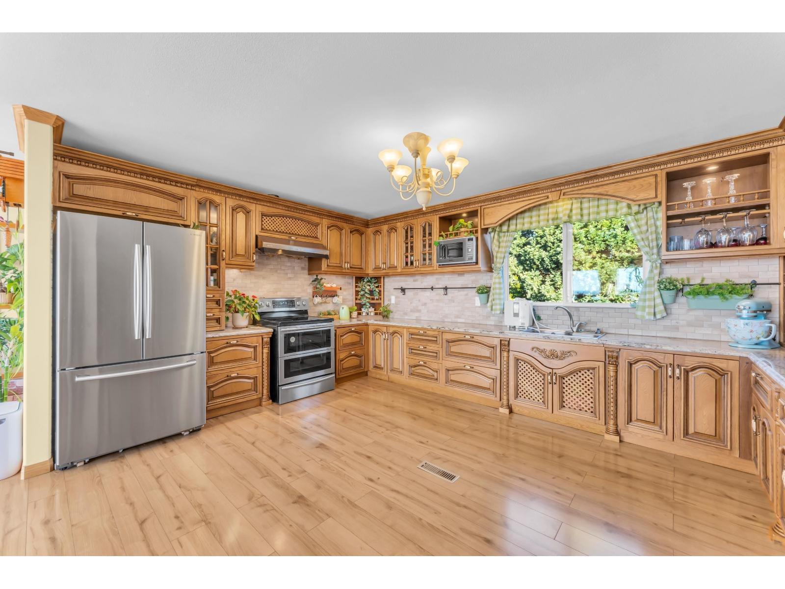 15535 Cliff Avenue Property Photo 14