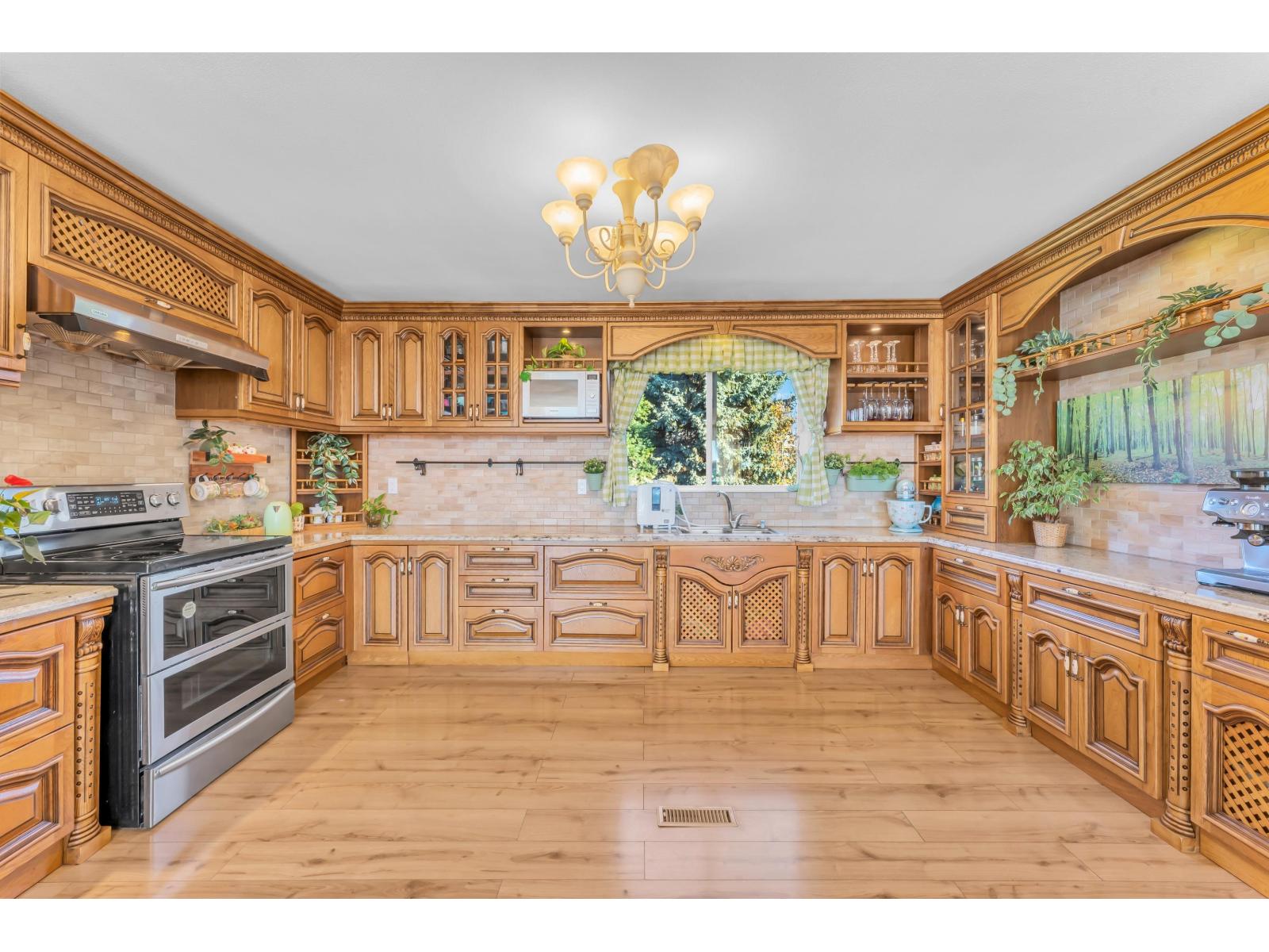 15535 Cliff Avenue Property Photo 15
