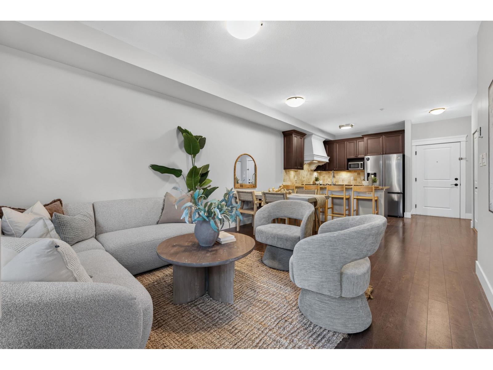 107 19530 65 Avenue Property Photo 14
