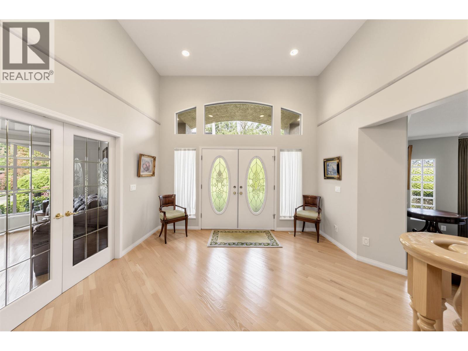 4800 English Bluff Court Property Photo 3