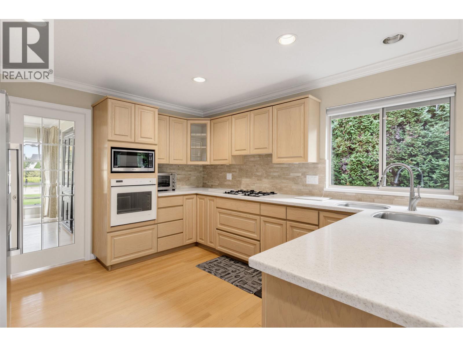 4800 English Bluff Court Property Photo 14