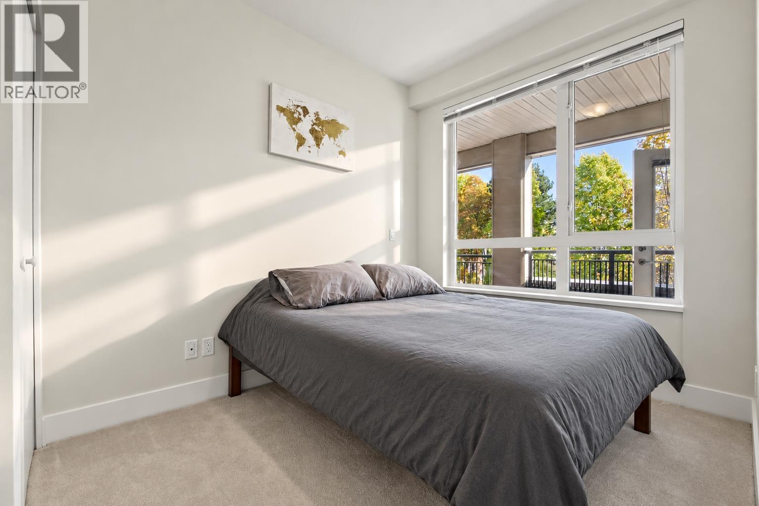 202 1306 Fifth Avenue Property Photo 5