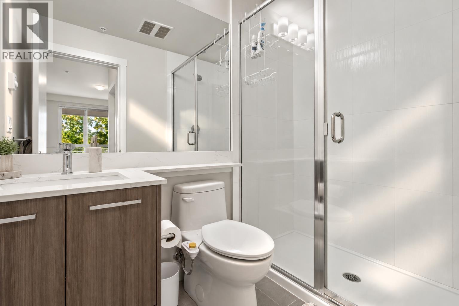 202 1306 Fifth Avenue Property Photo 16