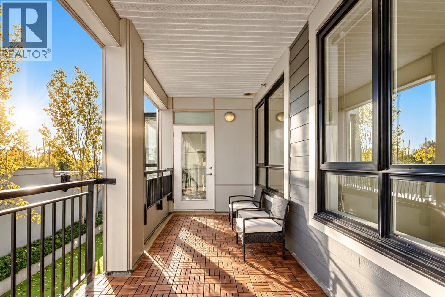 202 1306 Fifth Avenue Property Photo 28