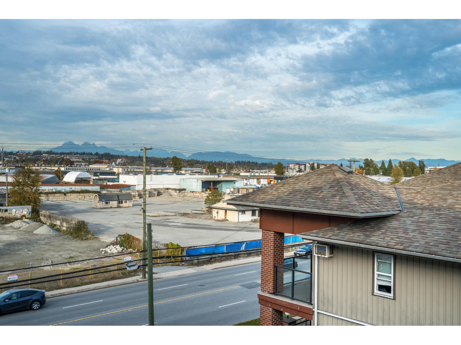 410 19730 56 Avenue Property Photo 28