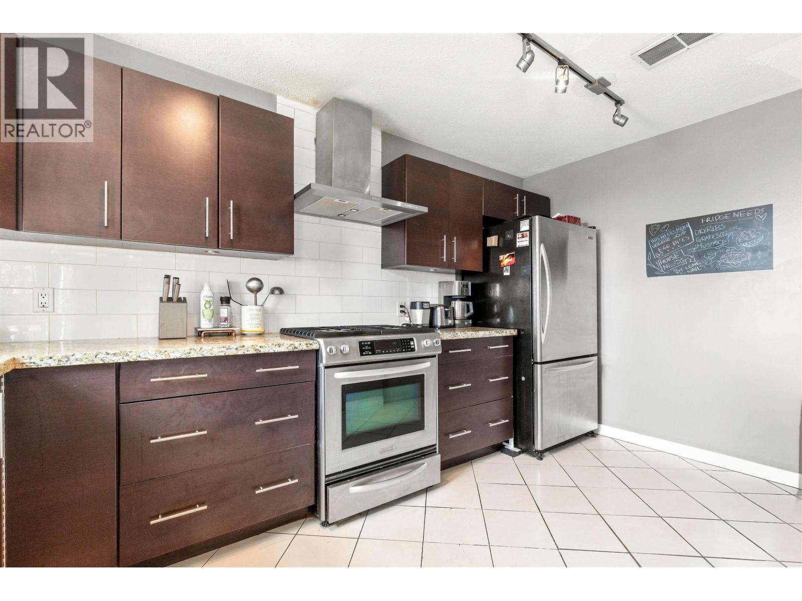 342 E Eighth Avenue Property Photo 15