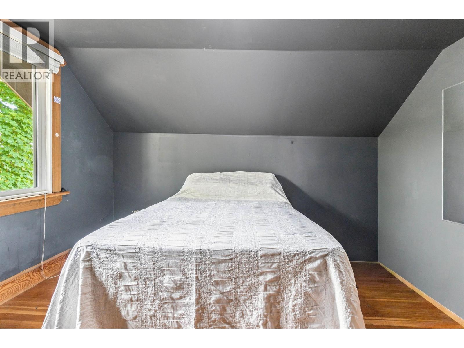 342 E Eighth Avenue Property Photo 24