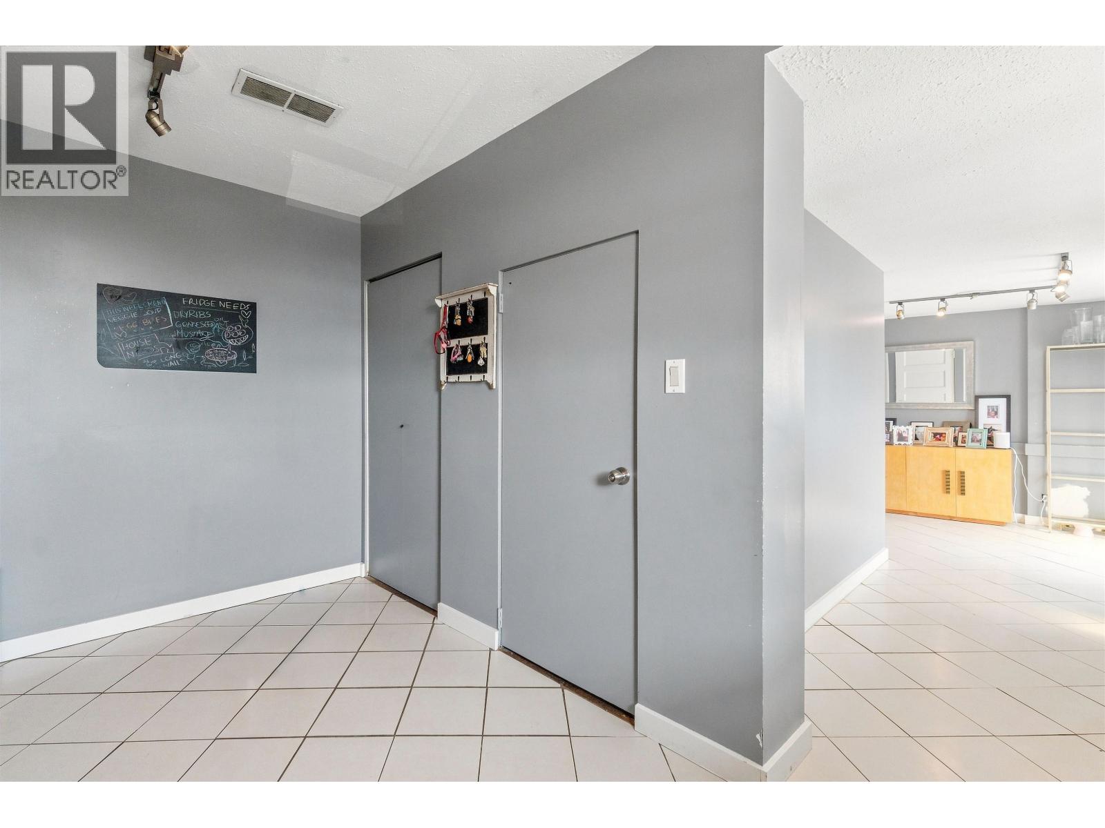 342 E Eighth Avenue Property Photo 30