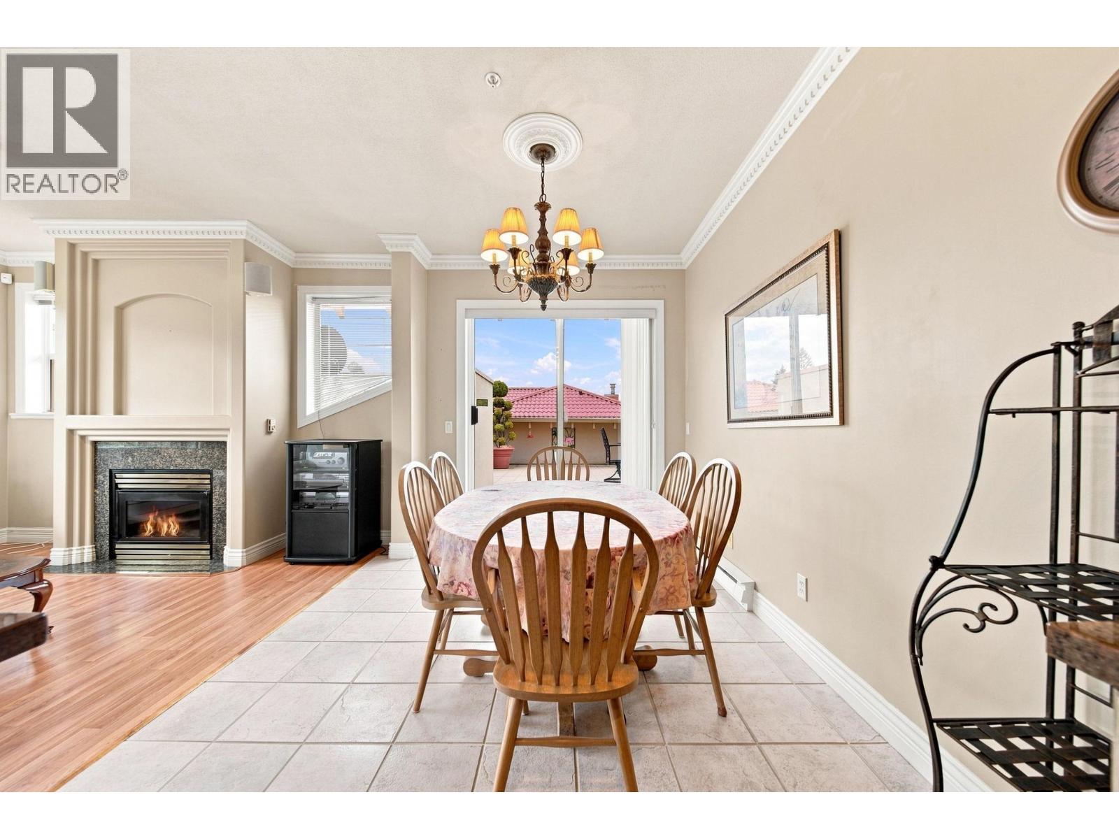 302 3176 Plateau Boulevard Property Photo 12
