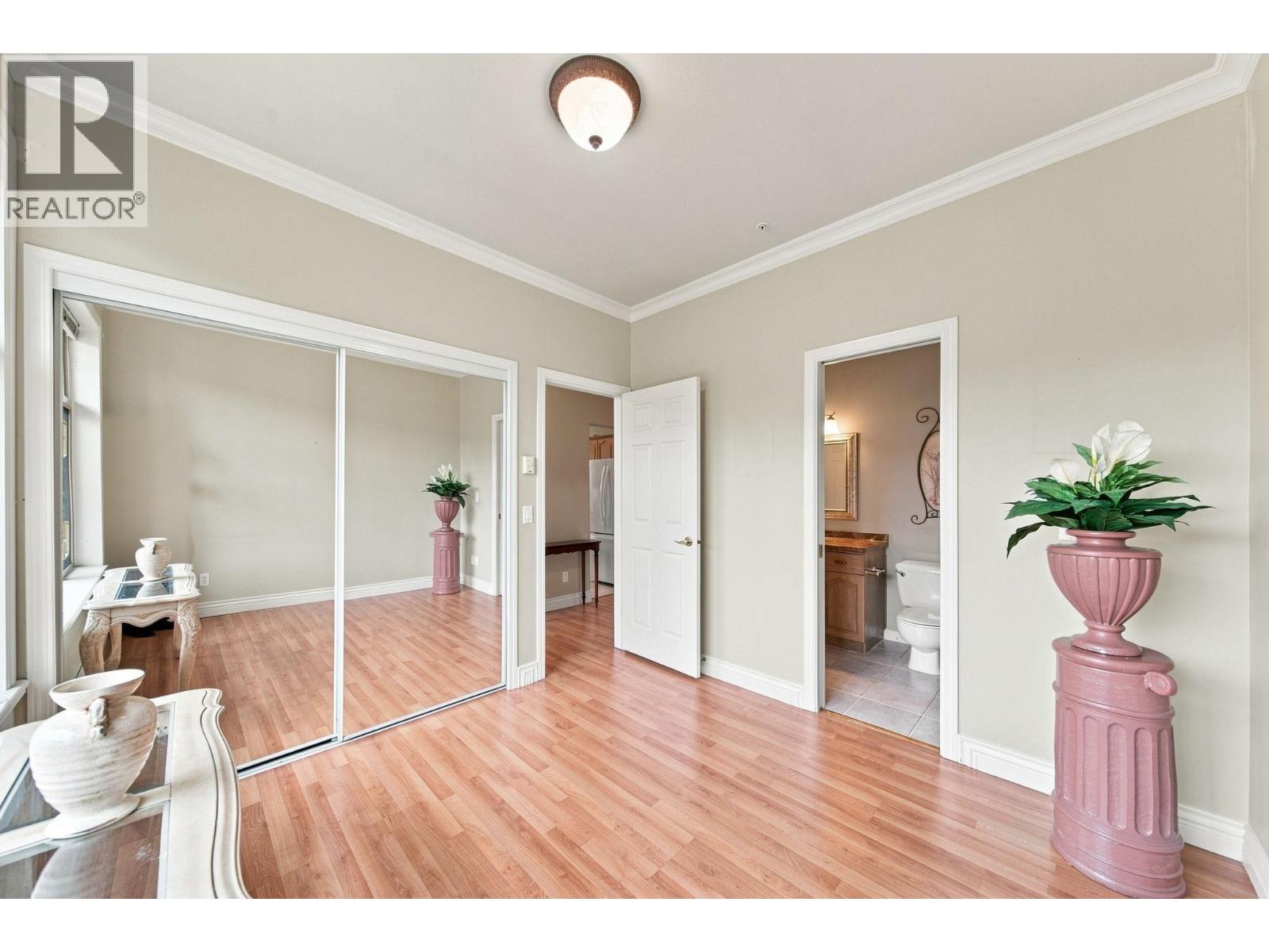 302 3176 Plateau Boulevard Property Photo 22