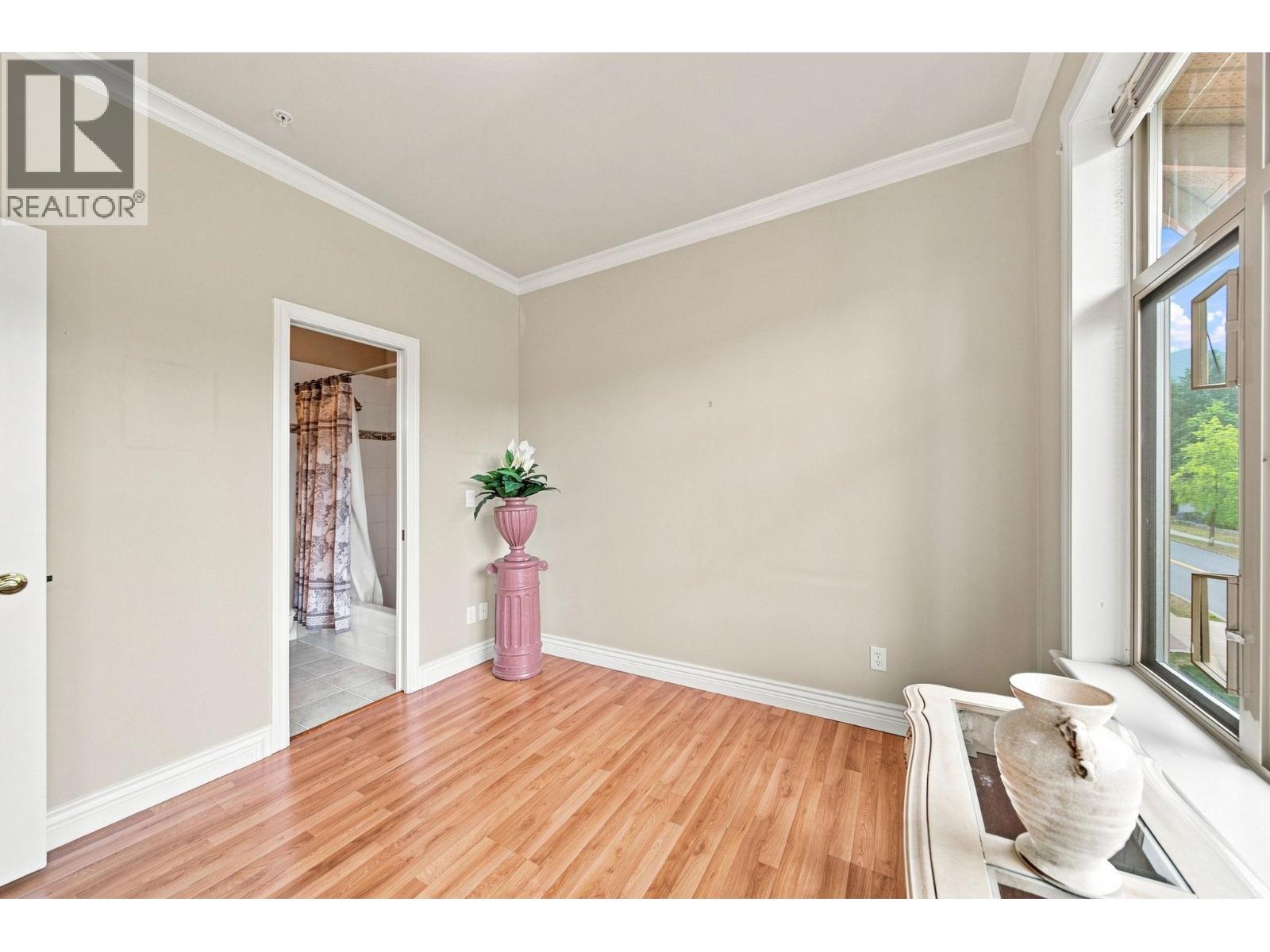 302 3176 Plateau Boulevard Property Photo 24