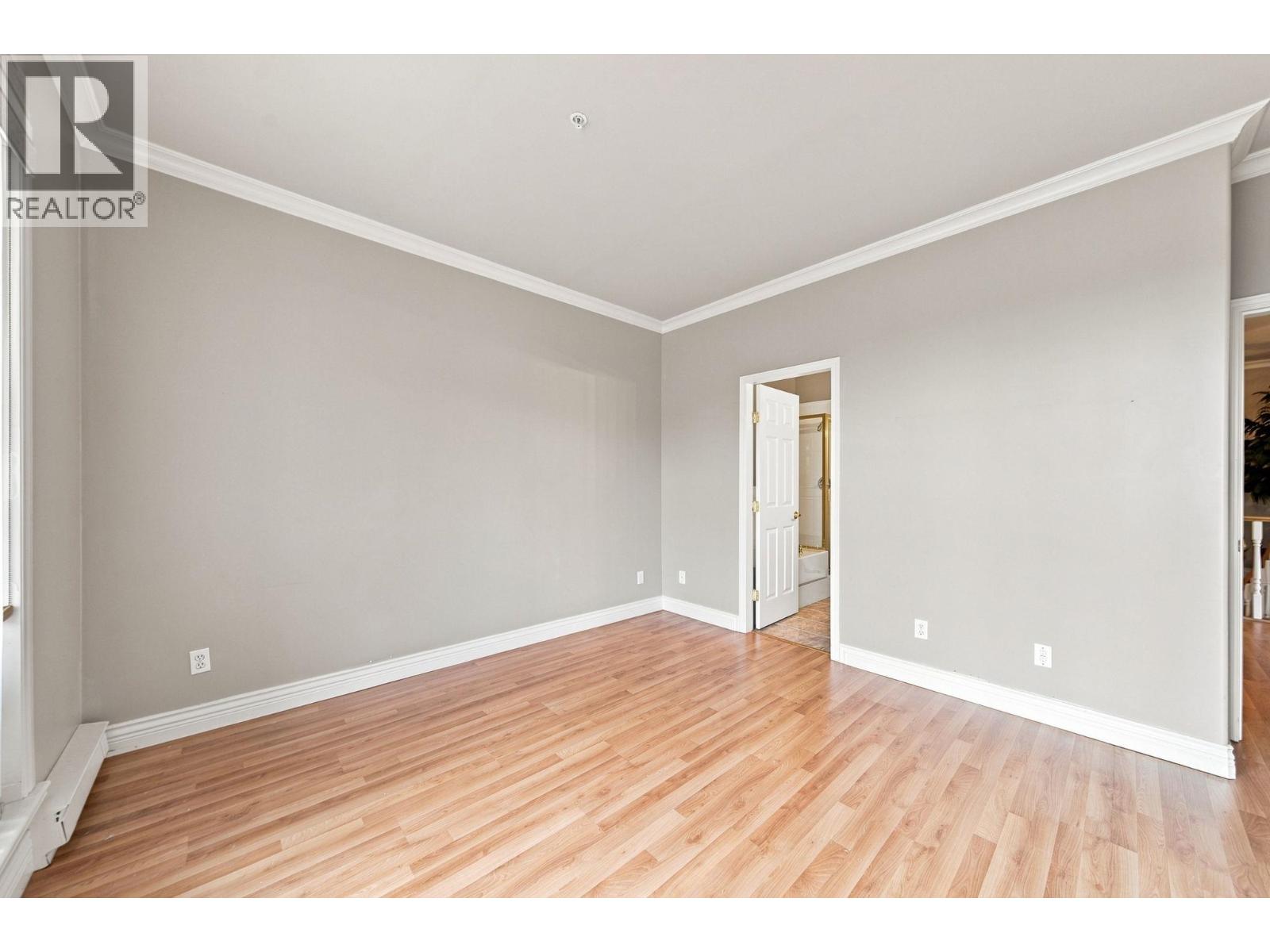302 3176 Plateau Boulevard Property Photo 26