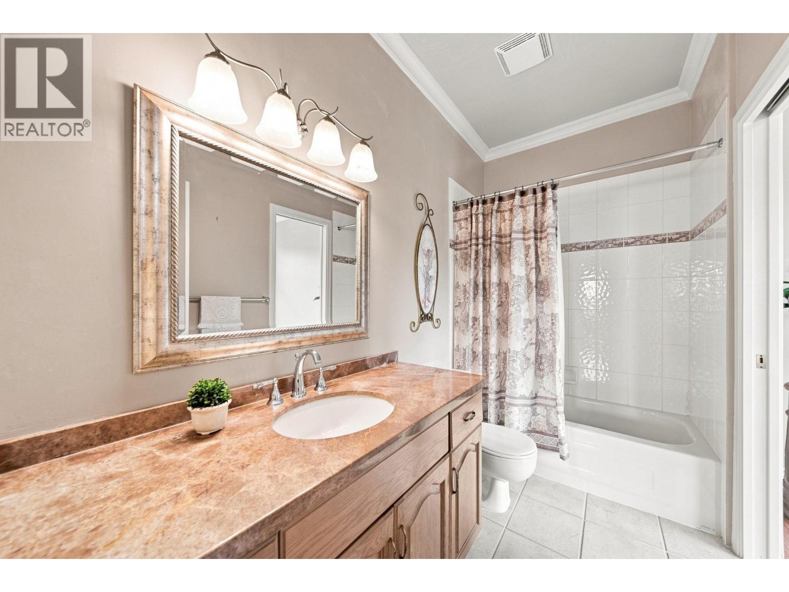 302 3176 Plateau Boulevard Property Photo 28