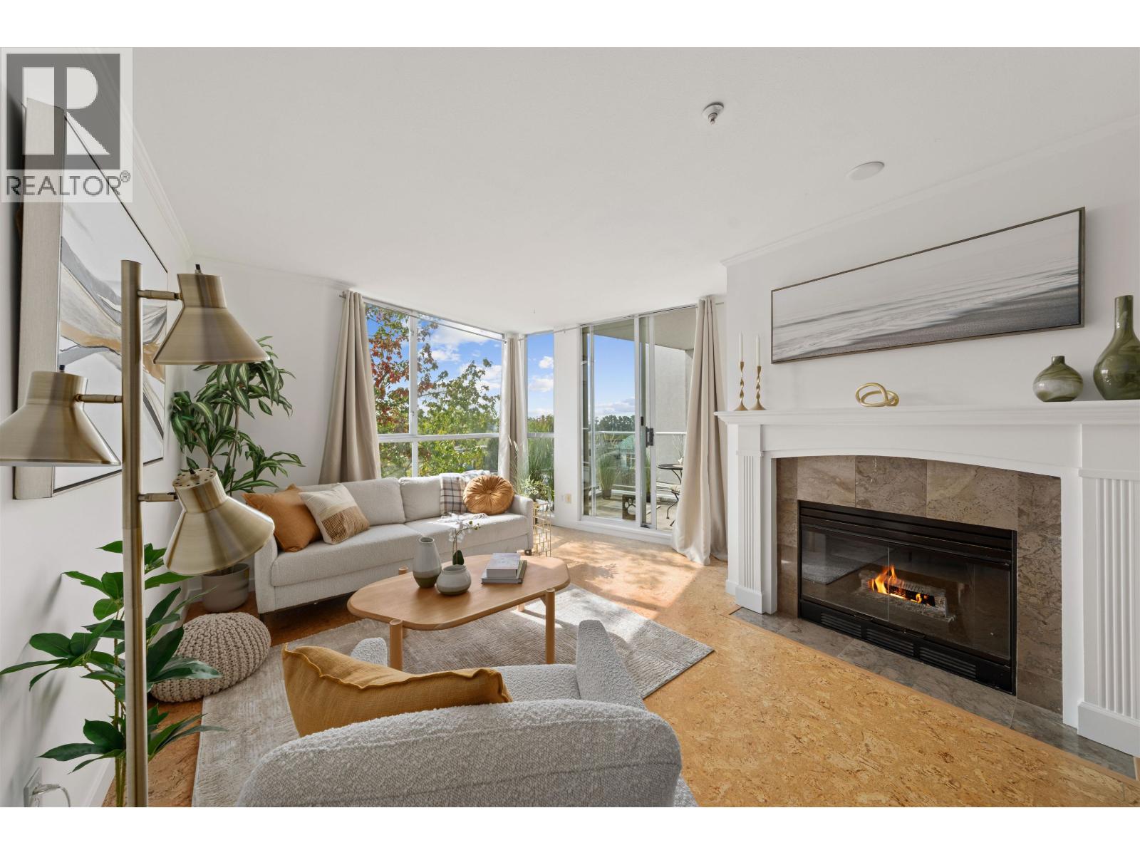 409 8430 Jellicoe Street Property Photo 2