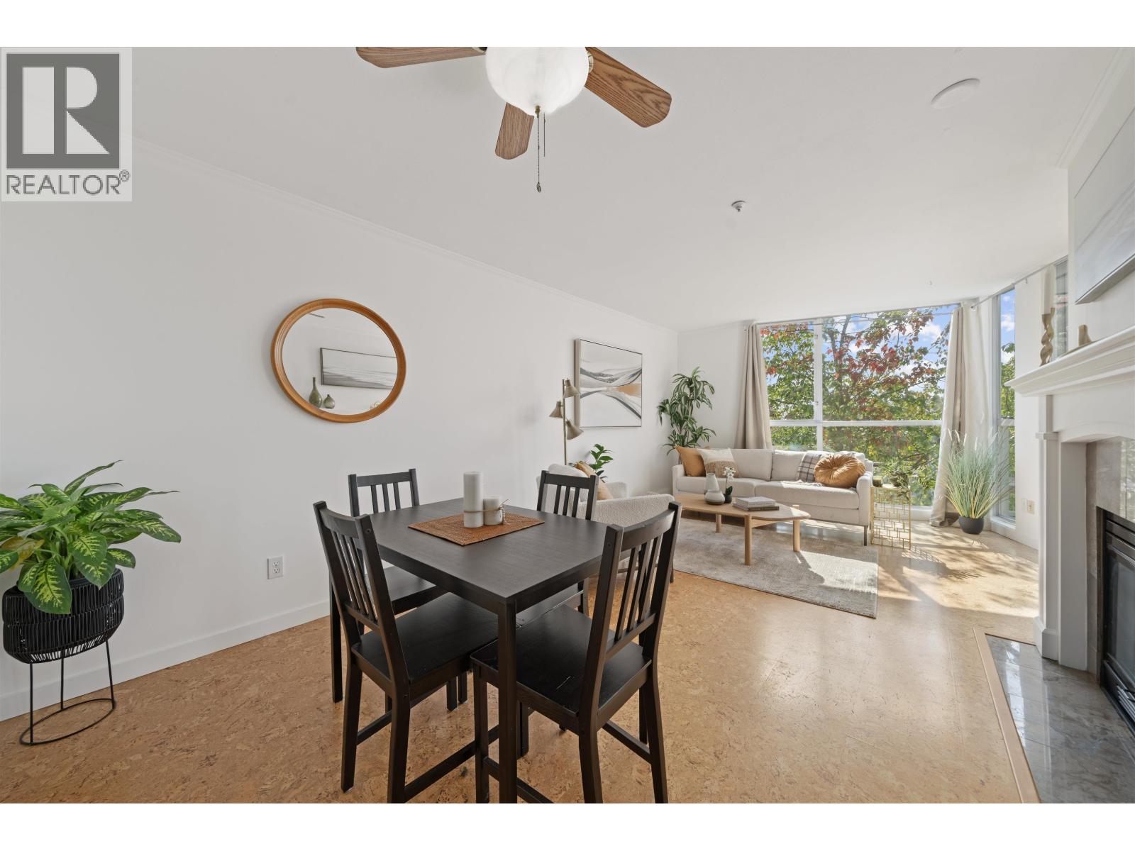 409 8430 Jellicoe Street Property Photo 7