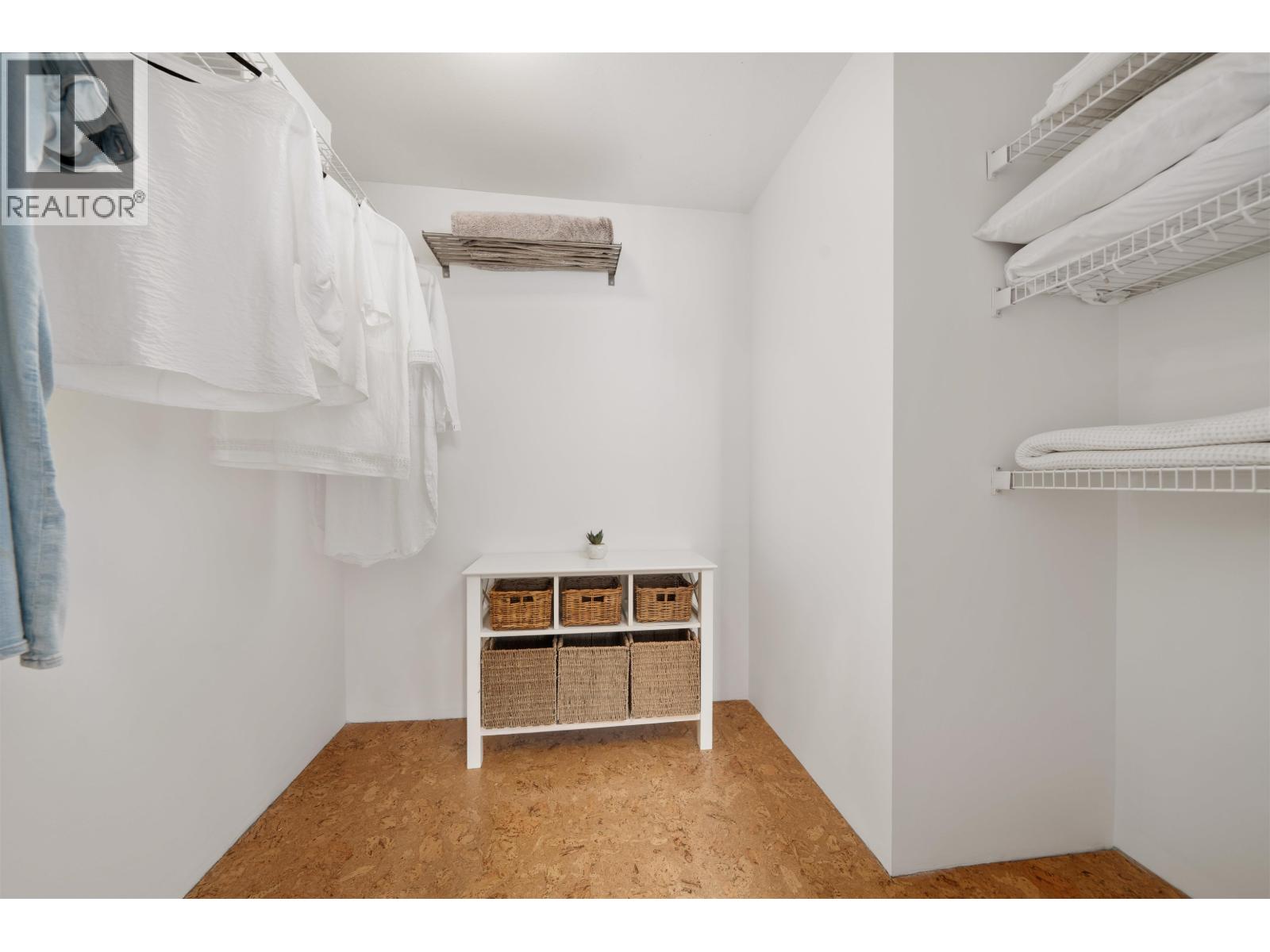 409 8430 Jellicoe Street Property Photo 11