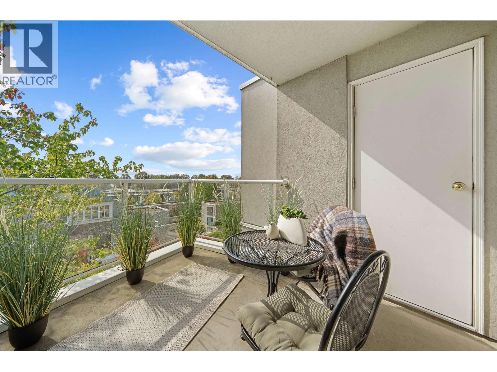 409 8430 Jellicoe Street Property Photo 21