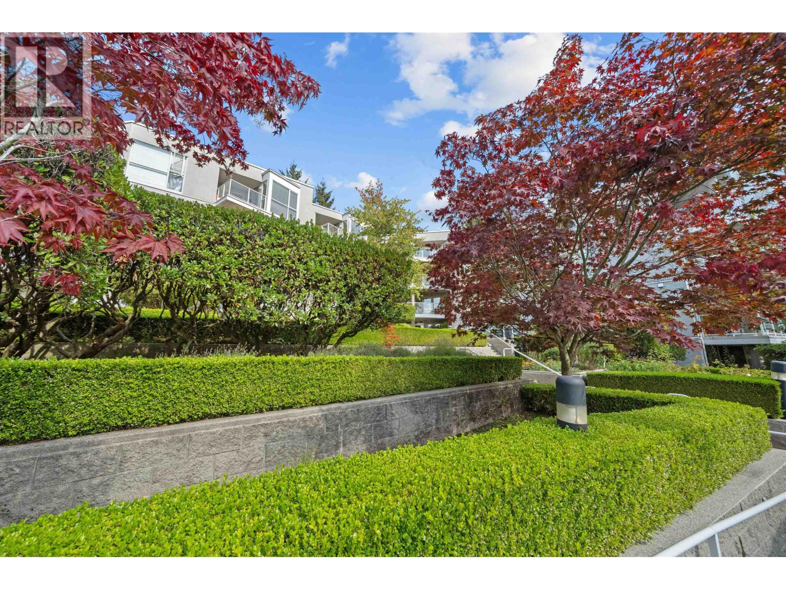 409 8430 Jellicoe Street Property Photo 28