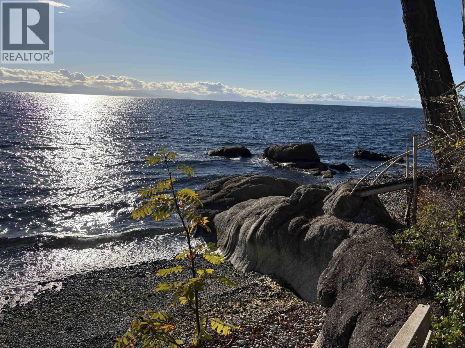 3443 Beach Avenue Property Photo 1
