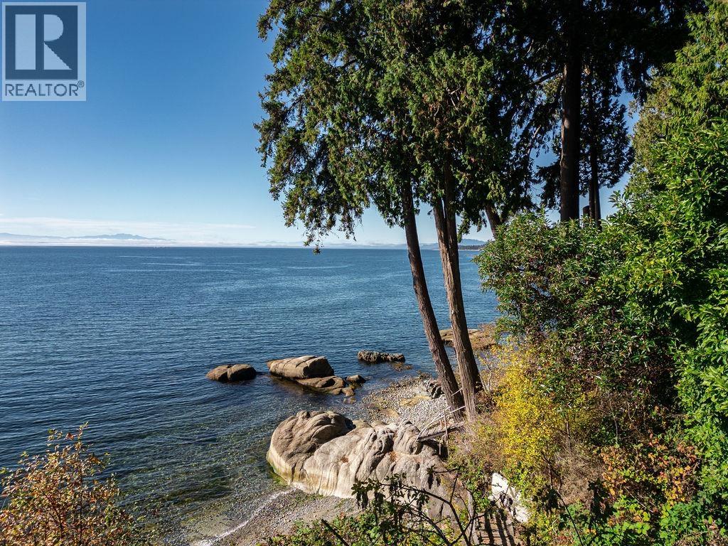 3443 Beach Avenue Property Photo 11