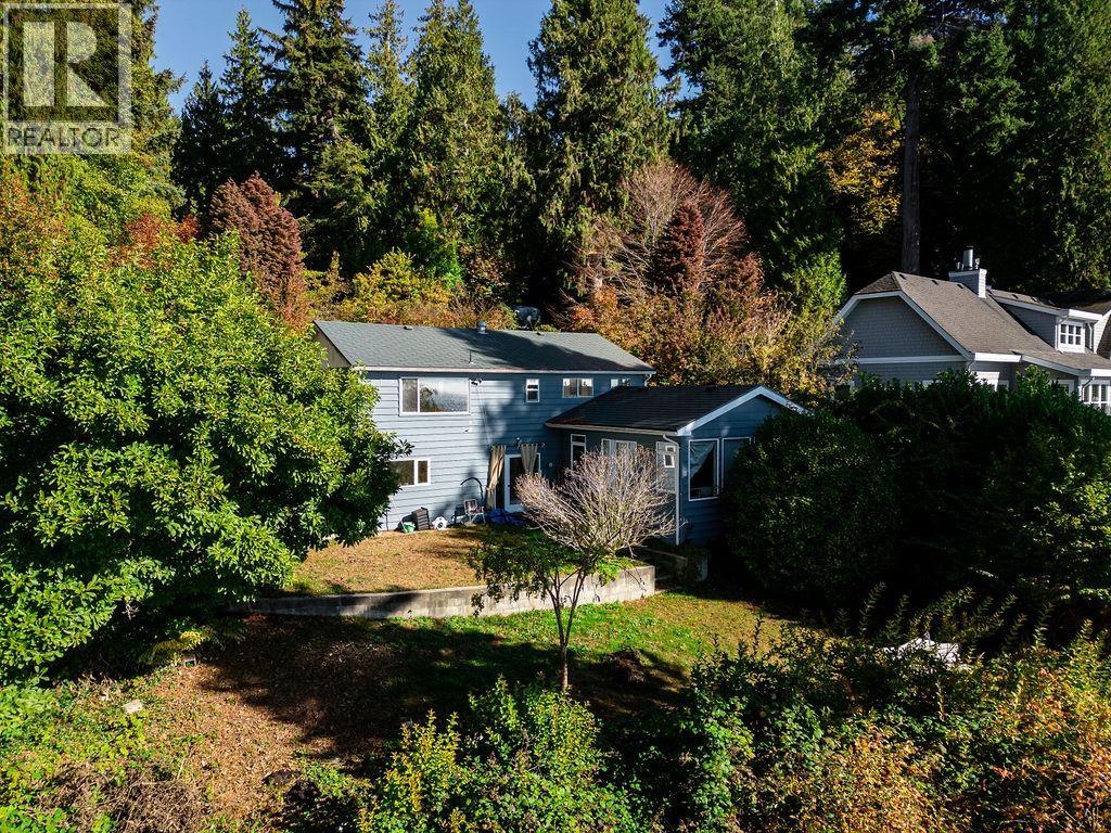 3443 Beach Avenue Property Photo 13