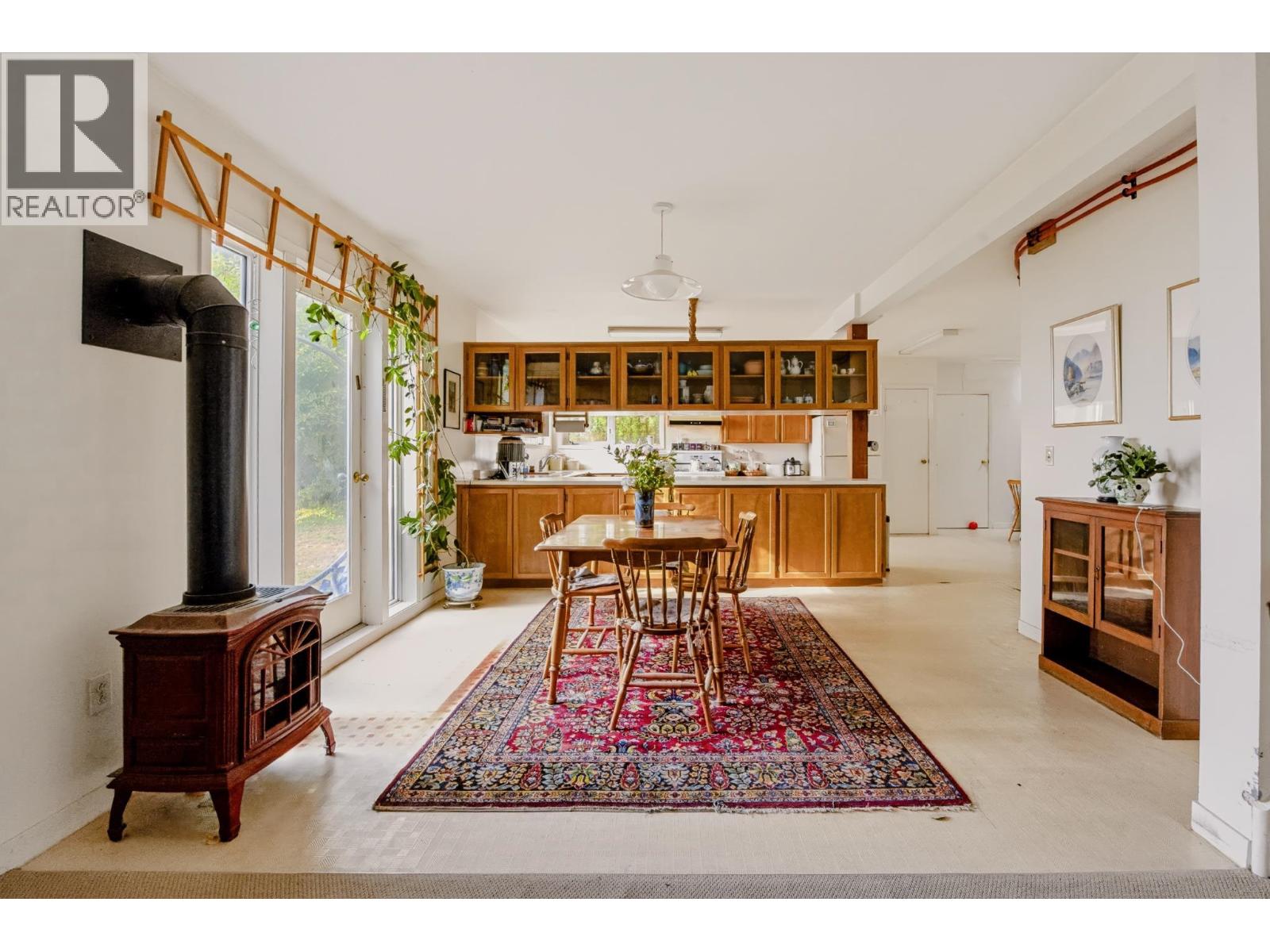 3443 Beach Avenue Property Photo 25