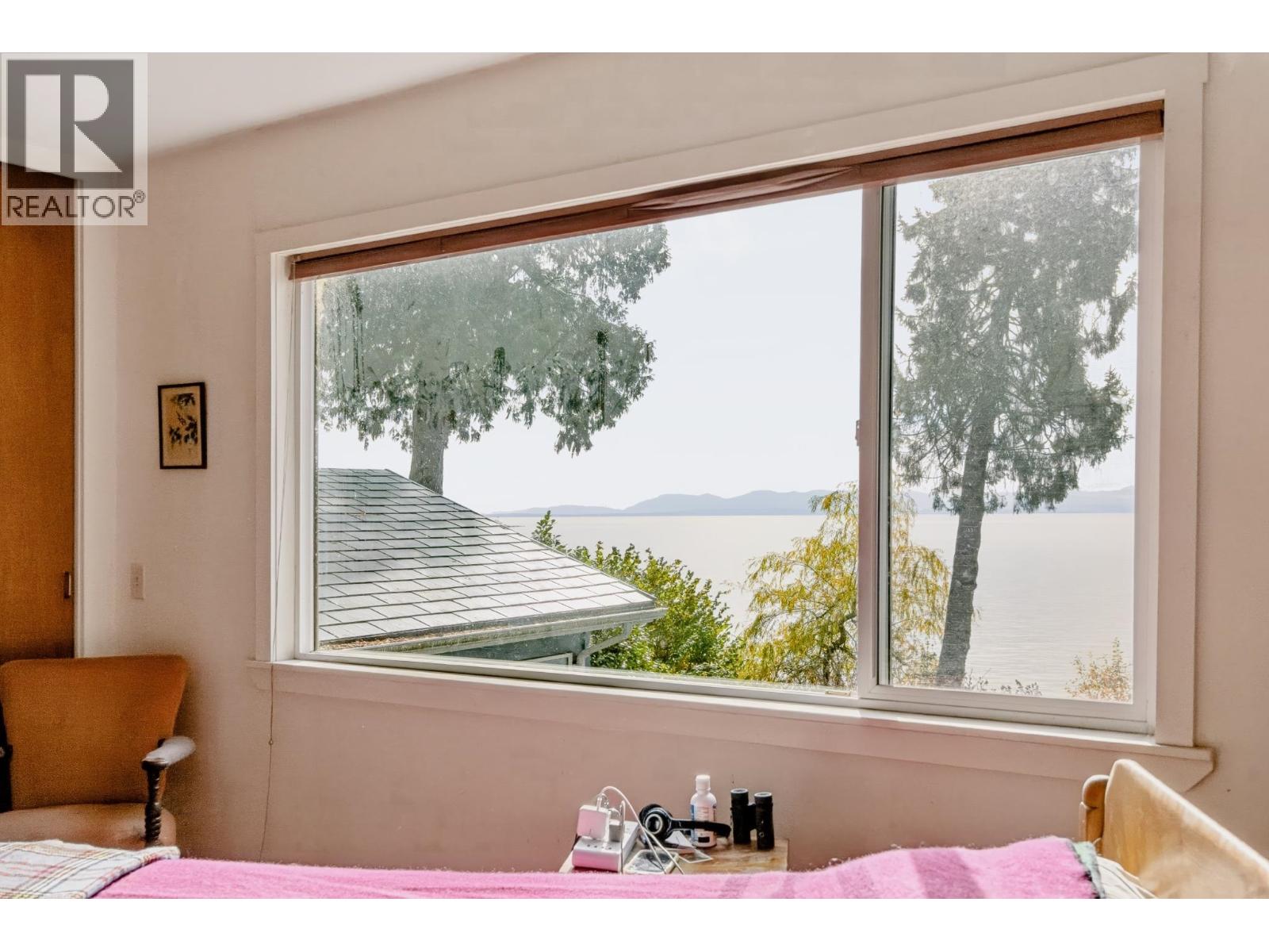 3443 Beach Avenue Property Photo 27