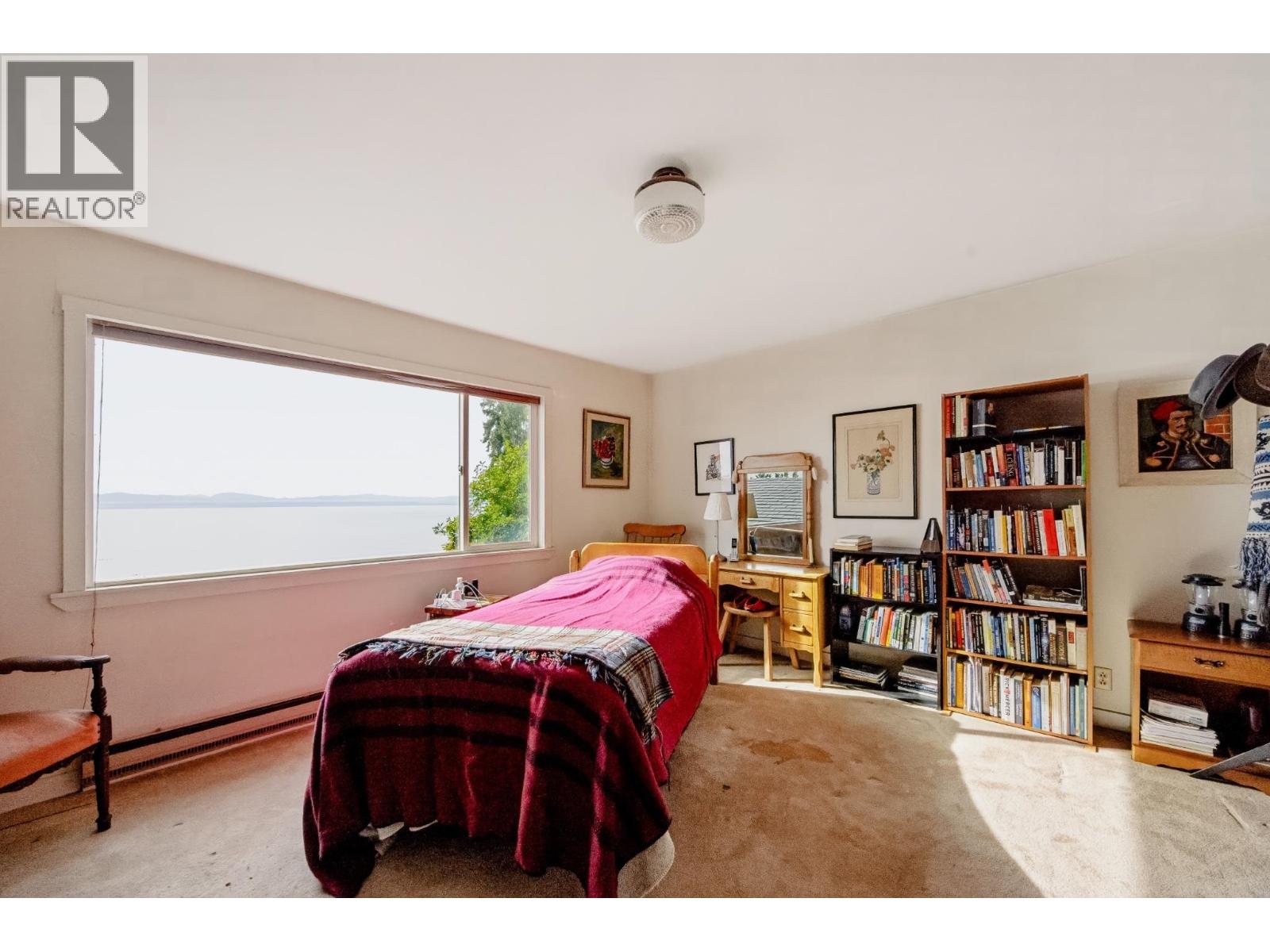 3443 Beach Avenue Property Photo 28