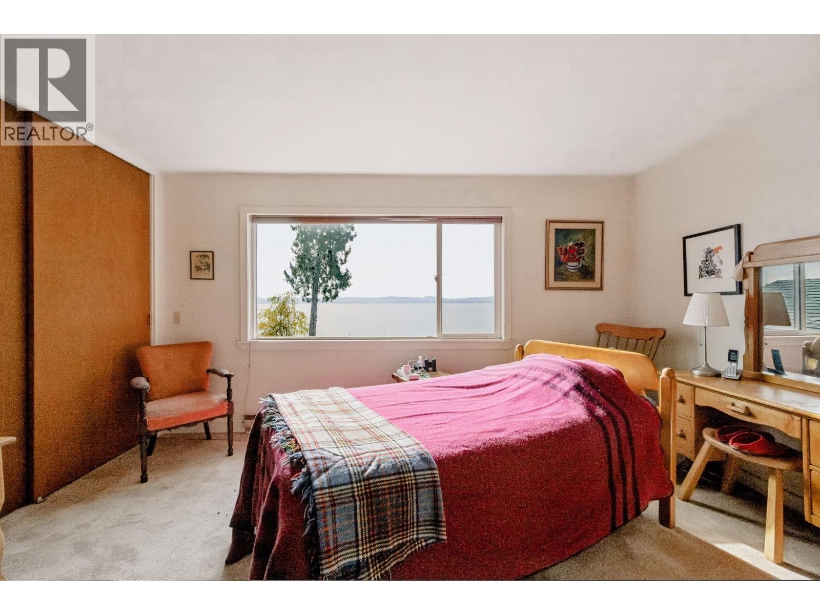 3443 Beach Avenue Property Photo 29