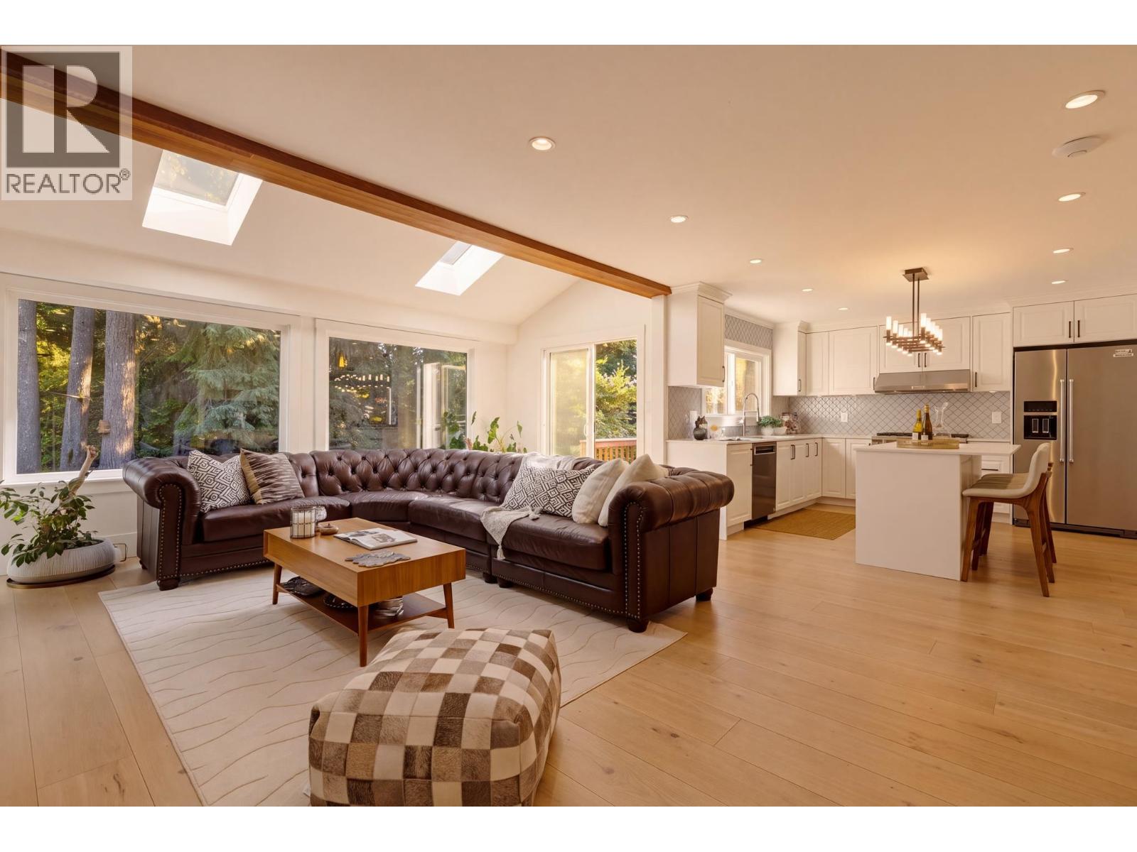 5274 Cliffridge Avenue Property Photo 18