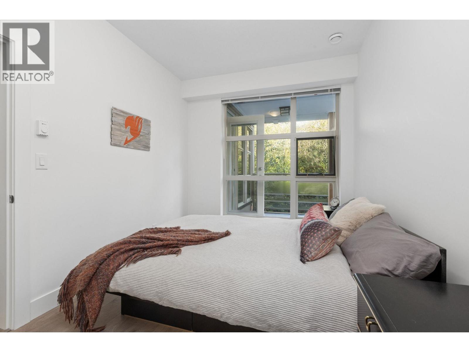 318 3602 Aldercrest Drive Property Photo 10
