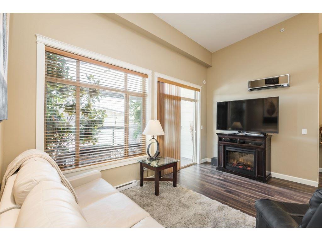606 2860 Trethewey Street Property Photo 7