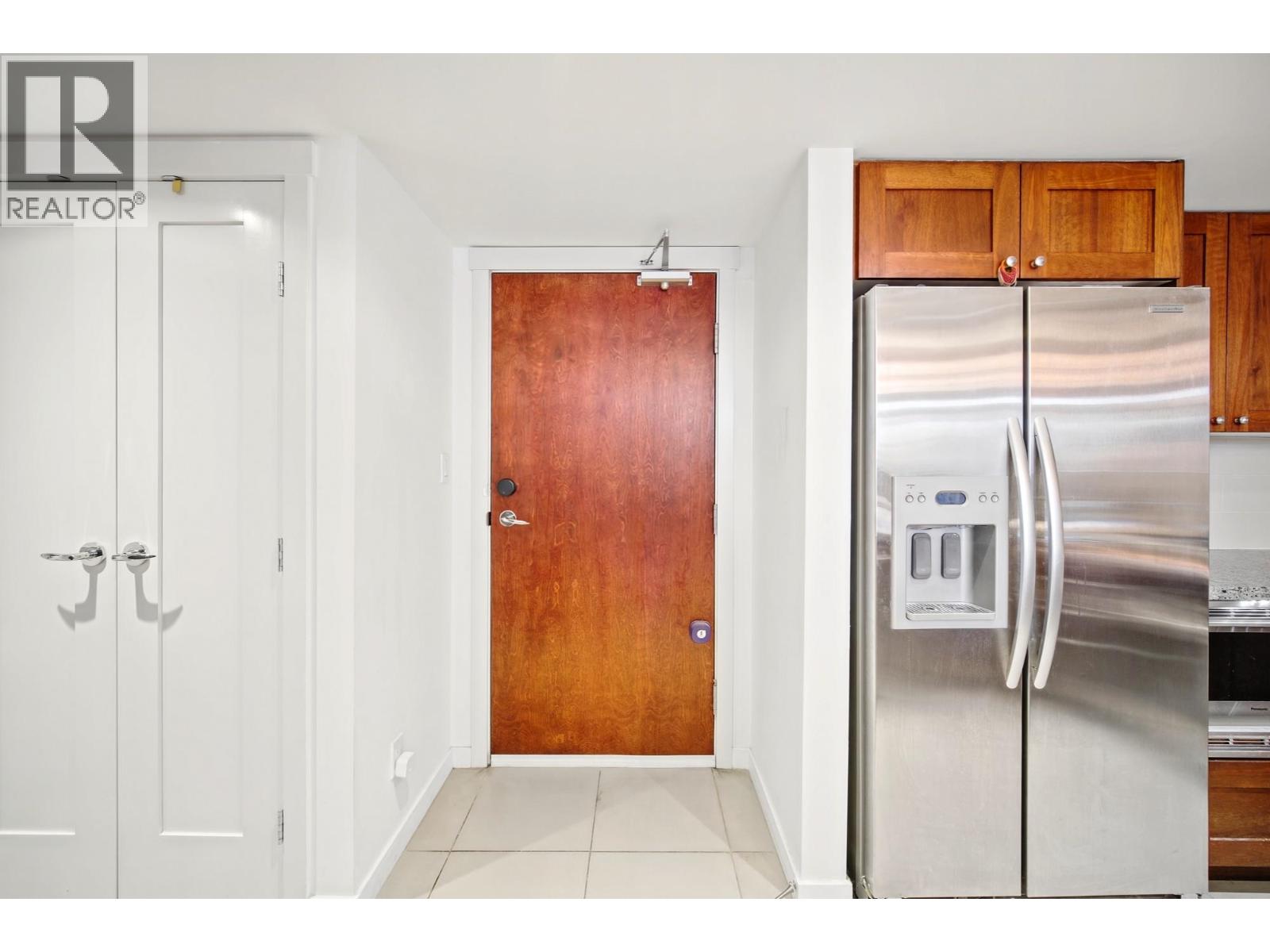 503 9371 Hemlock Drive Property Photo 16