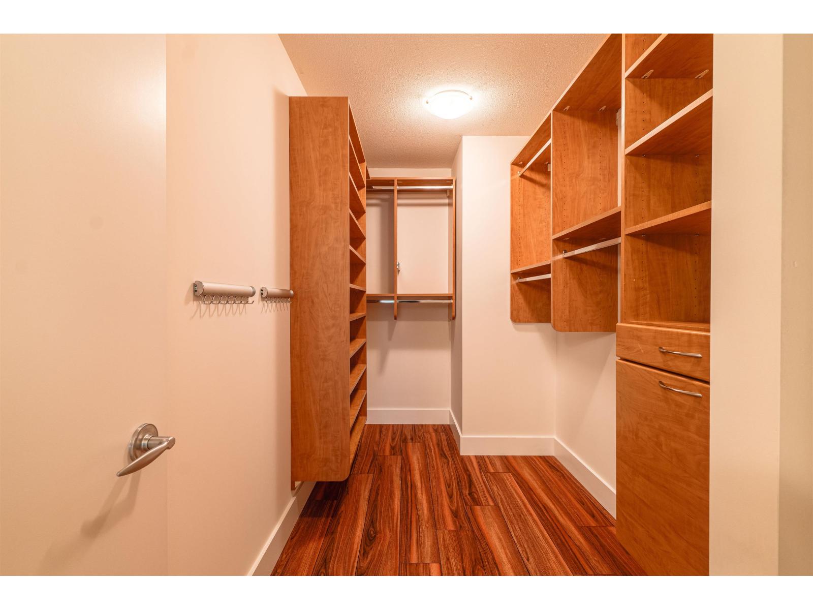207 16469 64 Avenue Property Photo 20