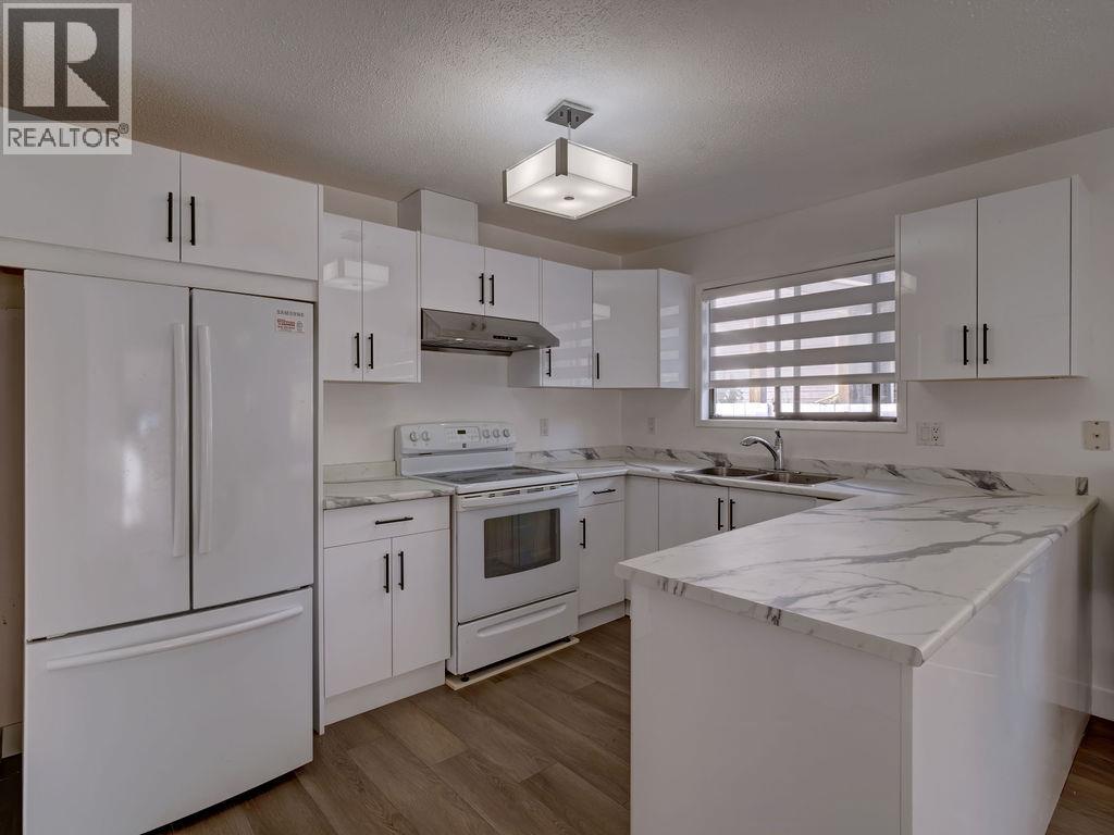 776 Seacot Way Property Photo 13