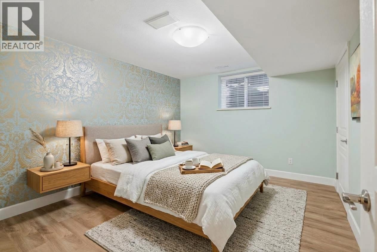 109 Greenleaf Court Property Photo 31