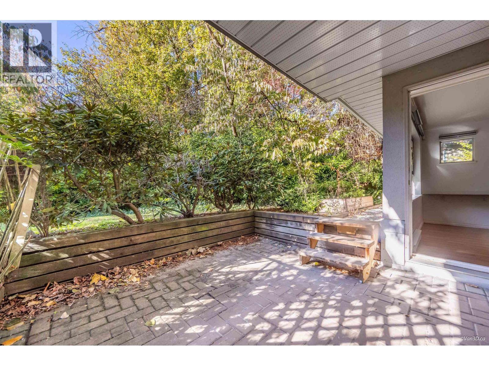 105 5577 Smith Avenue Property Photo 16