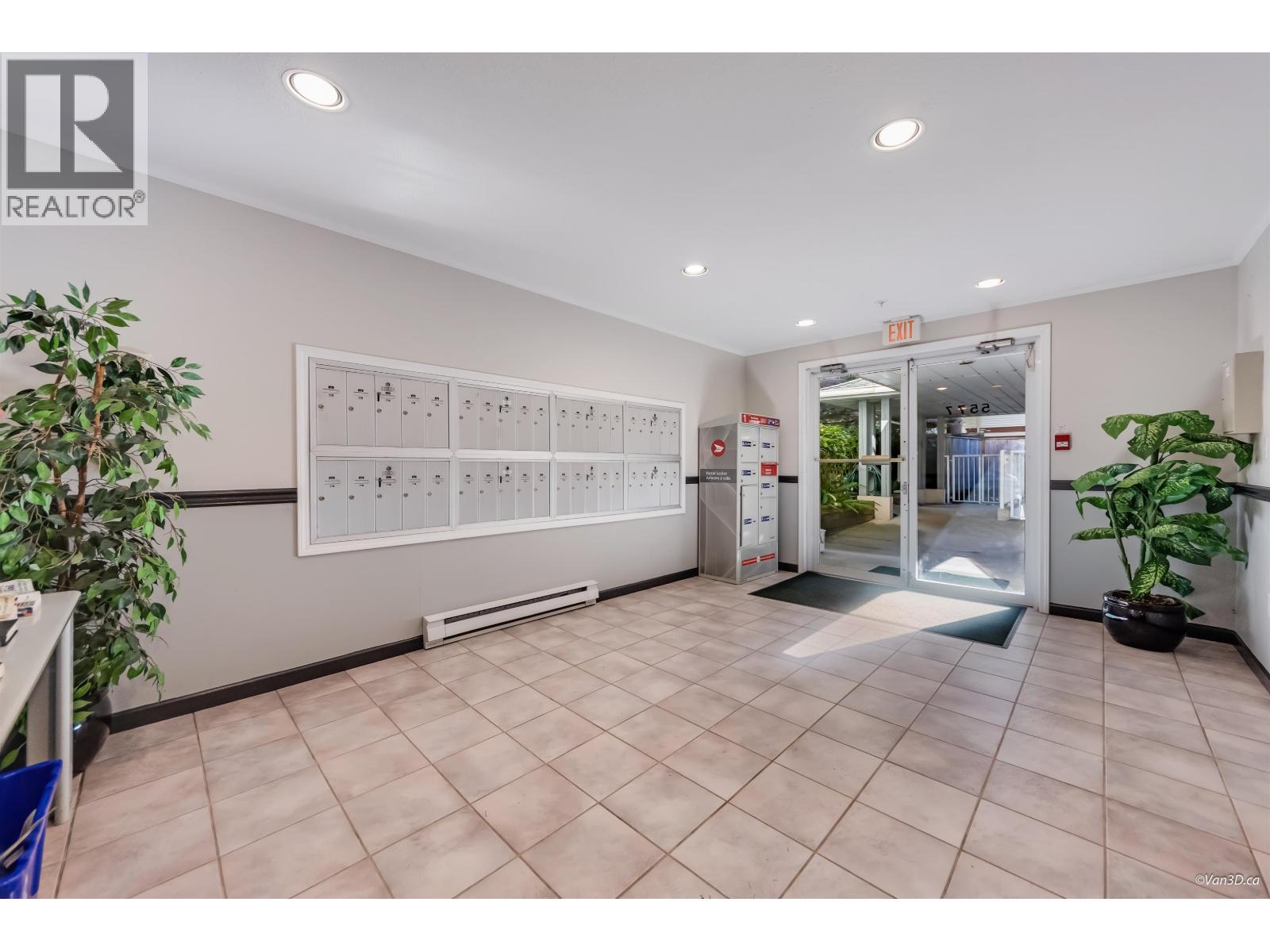 105 5577 Smith Avenue Property Photo 18