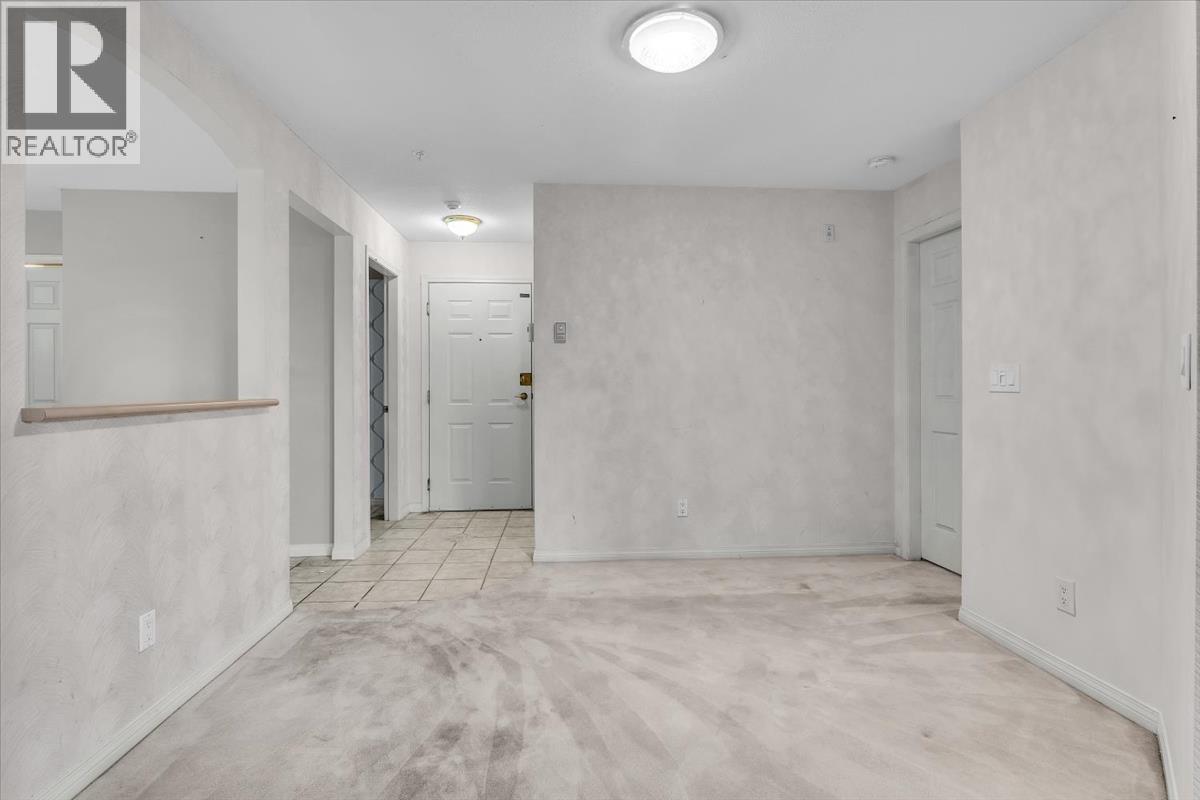 324 12931 Railway Avenue Property Photo 9